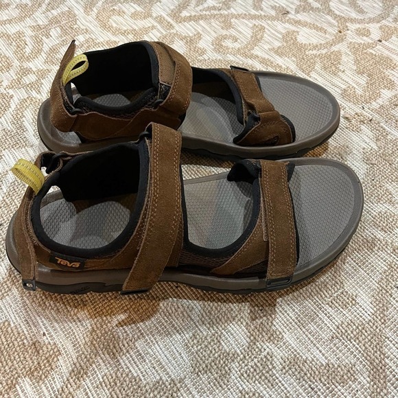 Teva Mens NWOB Trailpulse Outdoor Brown Suede Sandals Size 12 - Picture 3 of 8